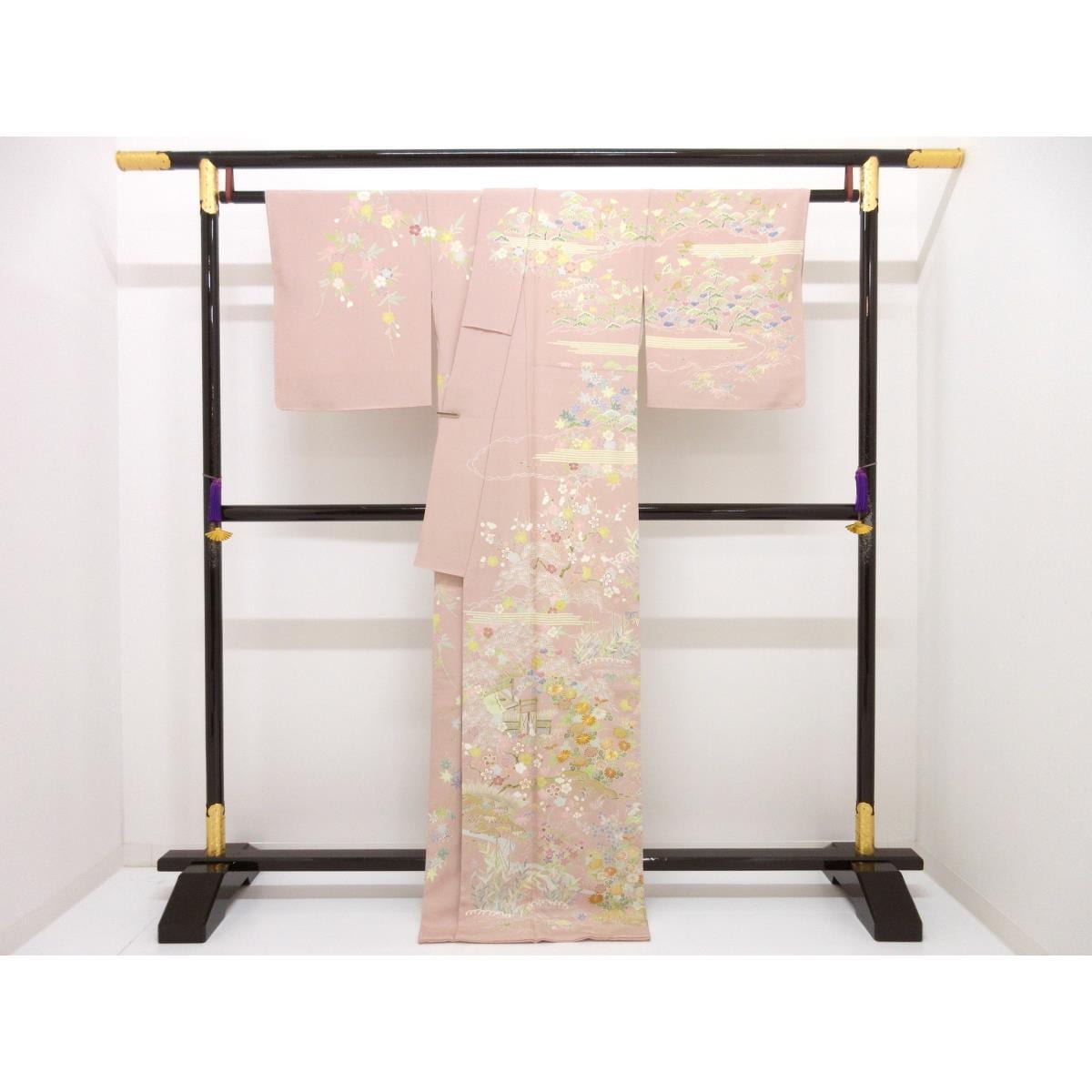 【未使用品】訪問着　友禅金彩加工　刺繍入り