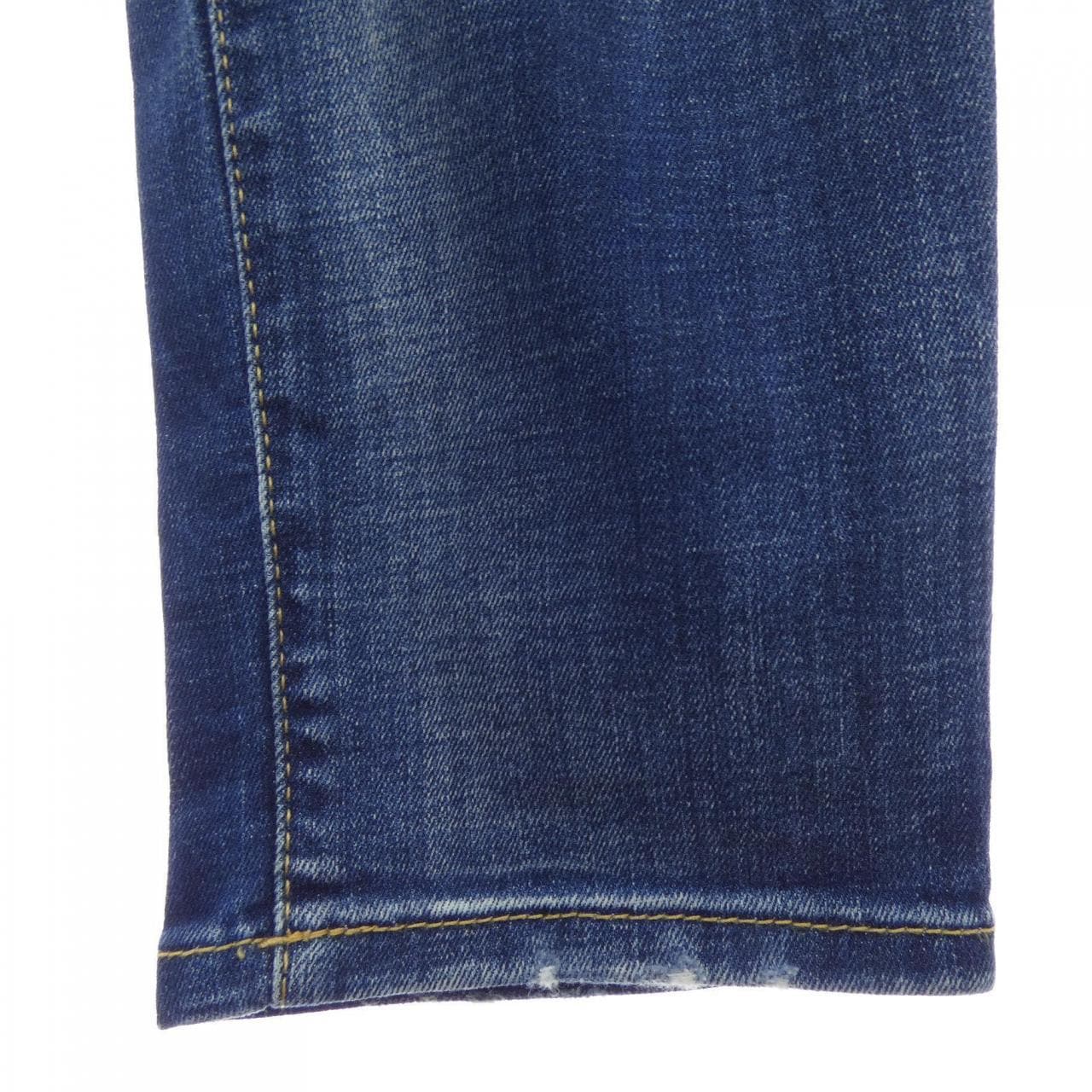 ディースクエアード DSQUARED2 S74LB1317 ジーンズ