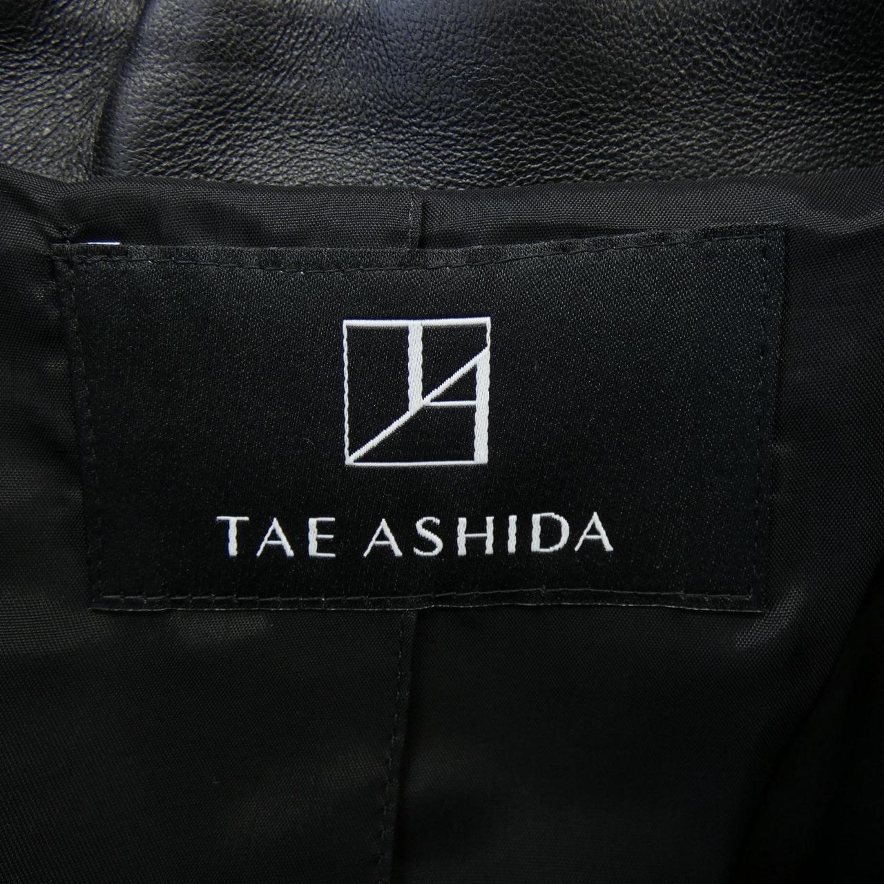 タエアシダ TAE ASHIDA レザージャケット