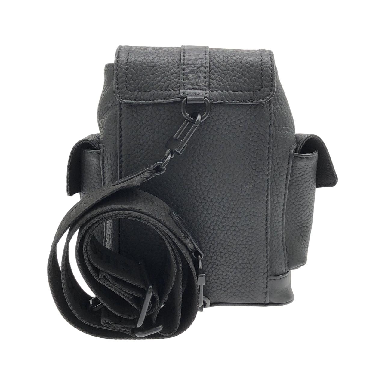 ルイヴィトン トリヨン モノグラム クリストファーXS M58495 ショルダーバッグ