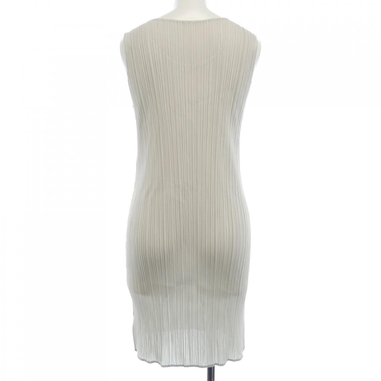 プリーツプリーズ PLEATS PLEASE トップス