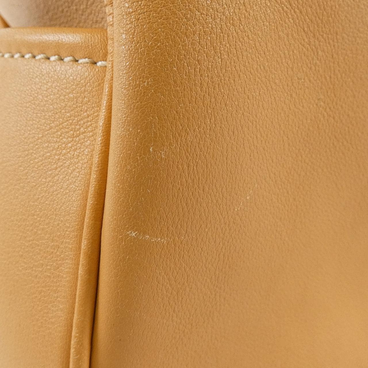 トッズ ショルダーバッグ