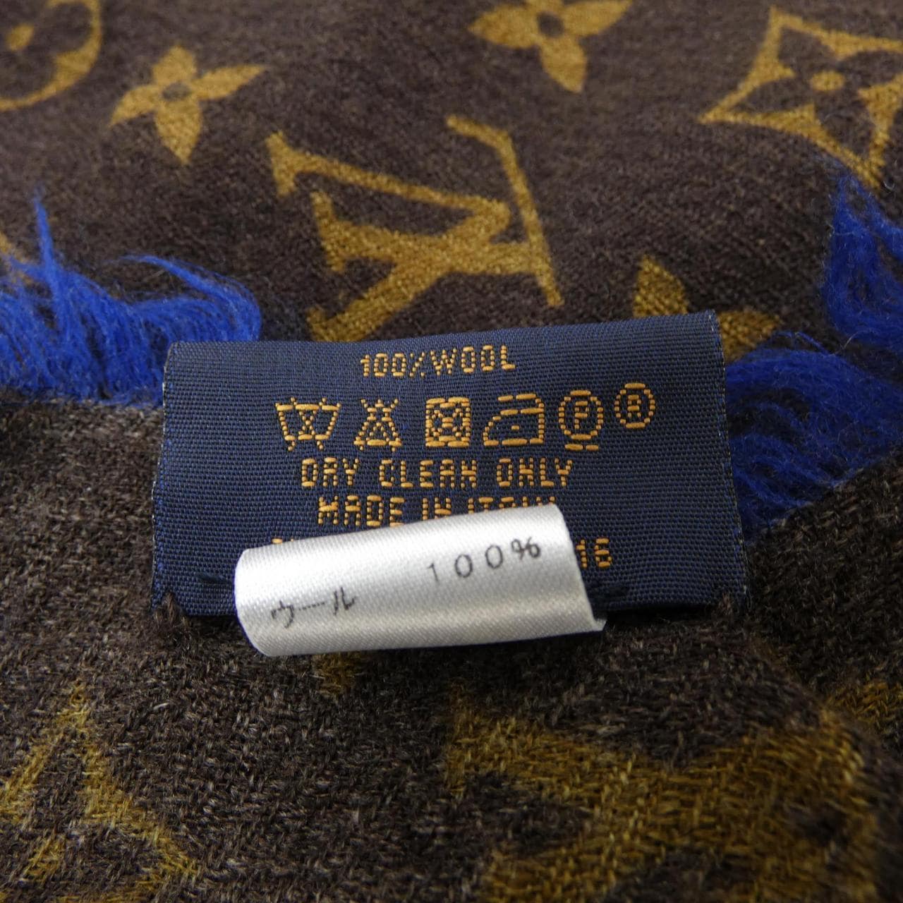 LOUIS VUITTON VUITTON STOLE