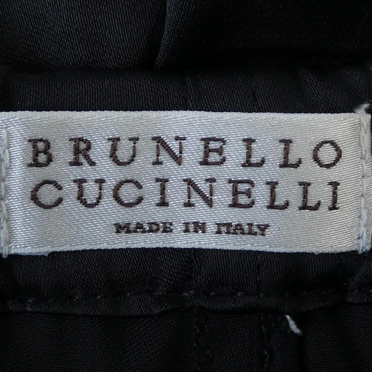 ブルネロクチネリ BRUNELLO CUCINELLI パンツ