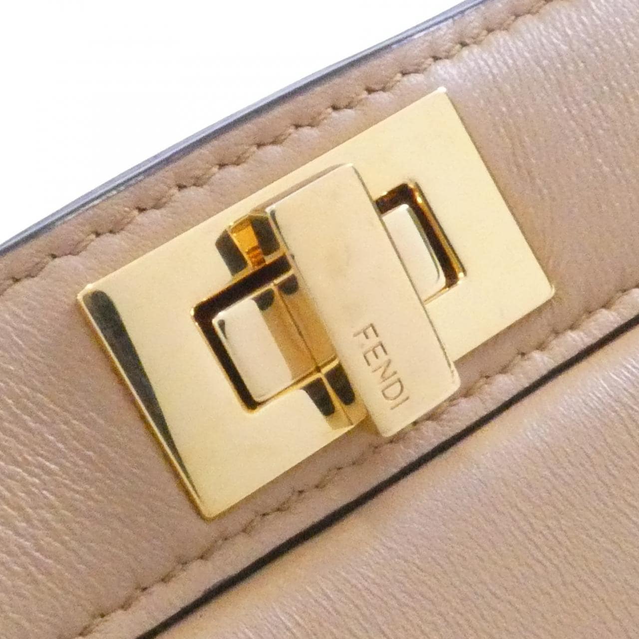 フェンディ ピーカブー アイ シー ユー プチ 8BN335 ABVE バッグ