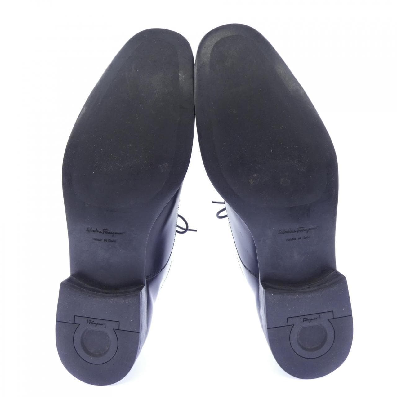 サルヴァトーレフェラガモ SALVATORE FERRAGAMO 29058 シューズ