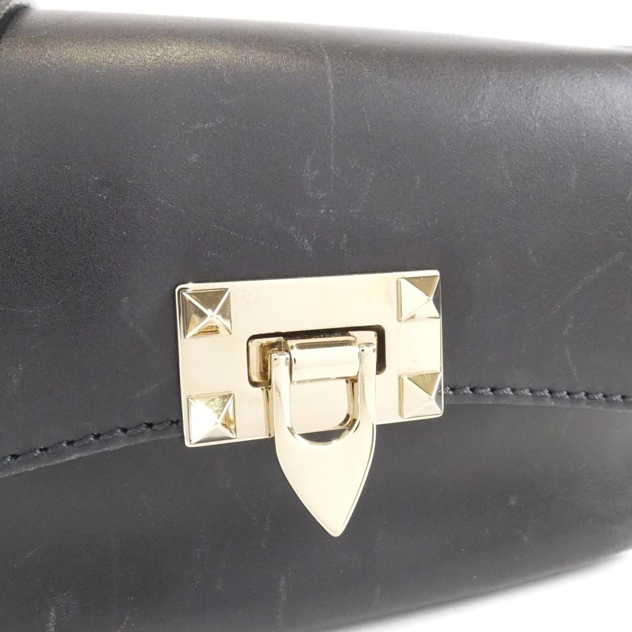 ヴァレンティノガラヴァーニ ショルダーバッグ