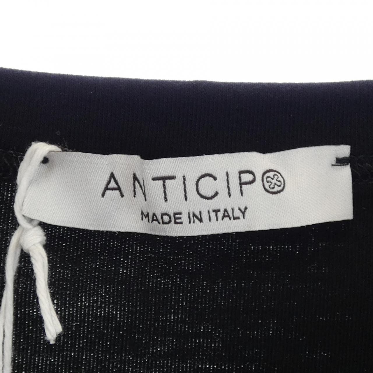 アンティーチポ ANTICIPO Tシャツ