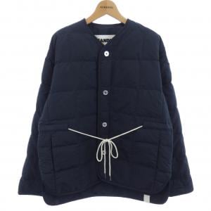ジルサンダープラス JIL SANDER+ JPPT440394WT44110012 ダウンジャケット