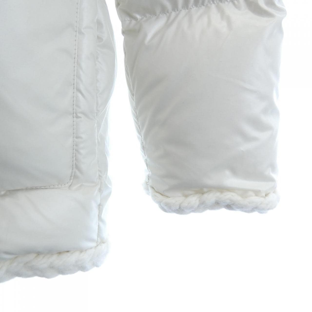 モンクレール MONCLER CORNEILLE ダウンジャケット