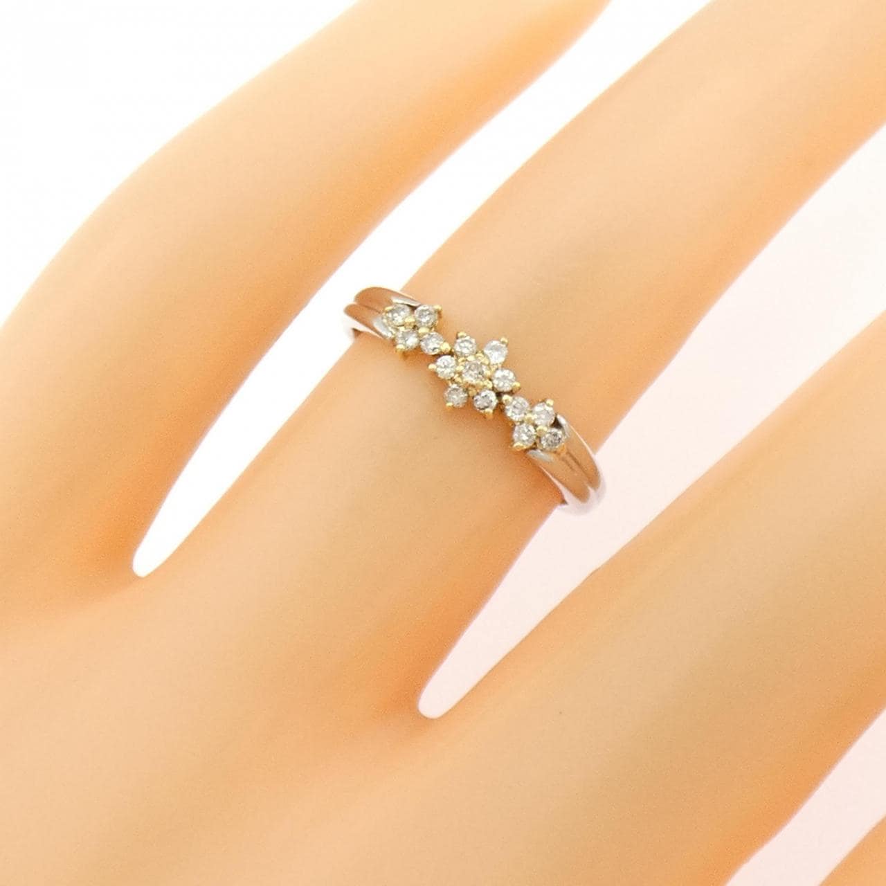 PT900/K18YG フラワー ダイヤモンド リング 0.12CT