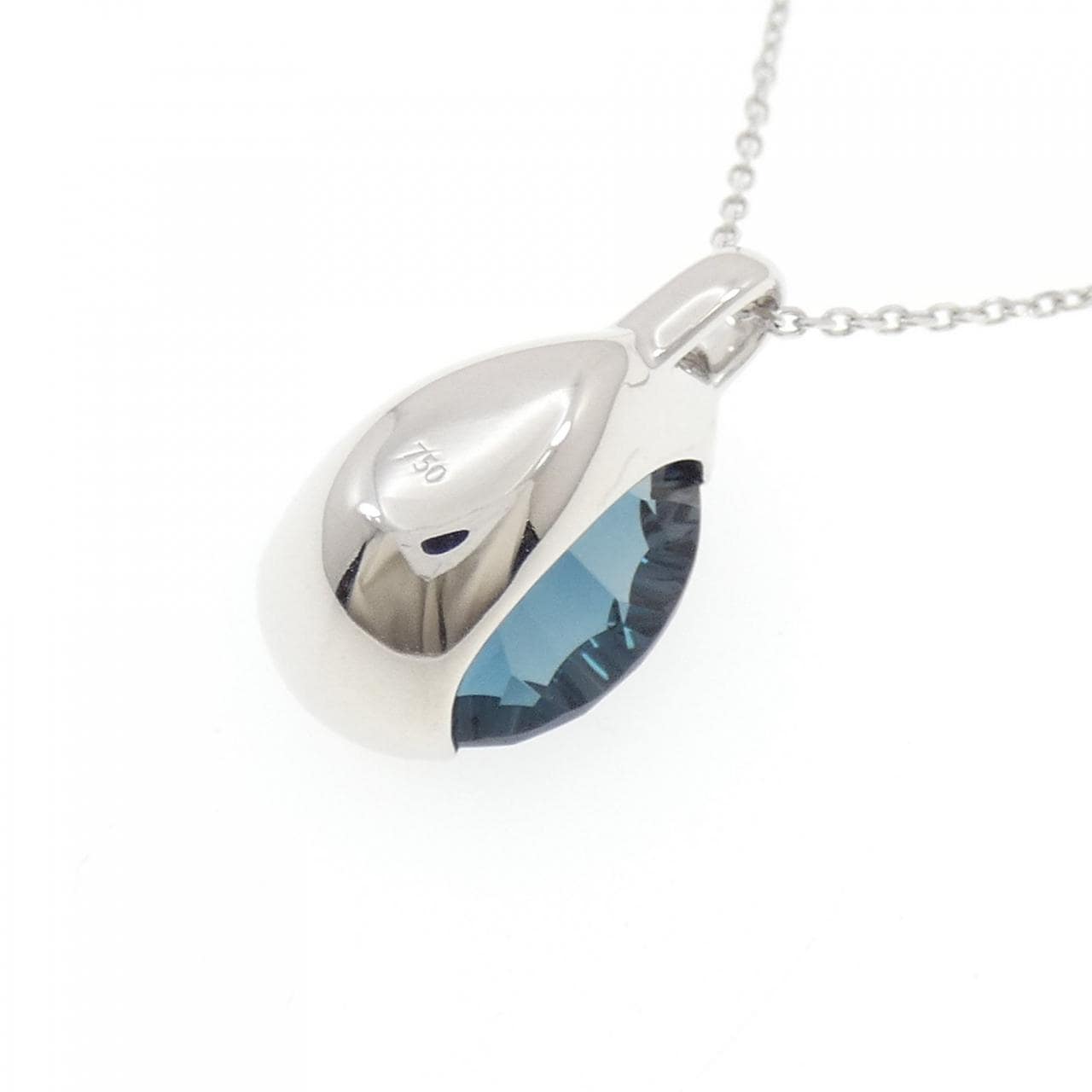 タサキ ルミノ ネックレス