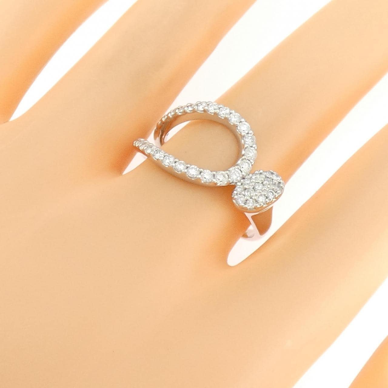 PT950 ダイヤモンド リング 0.60CT