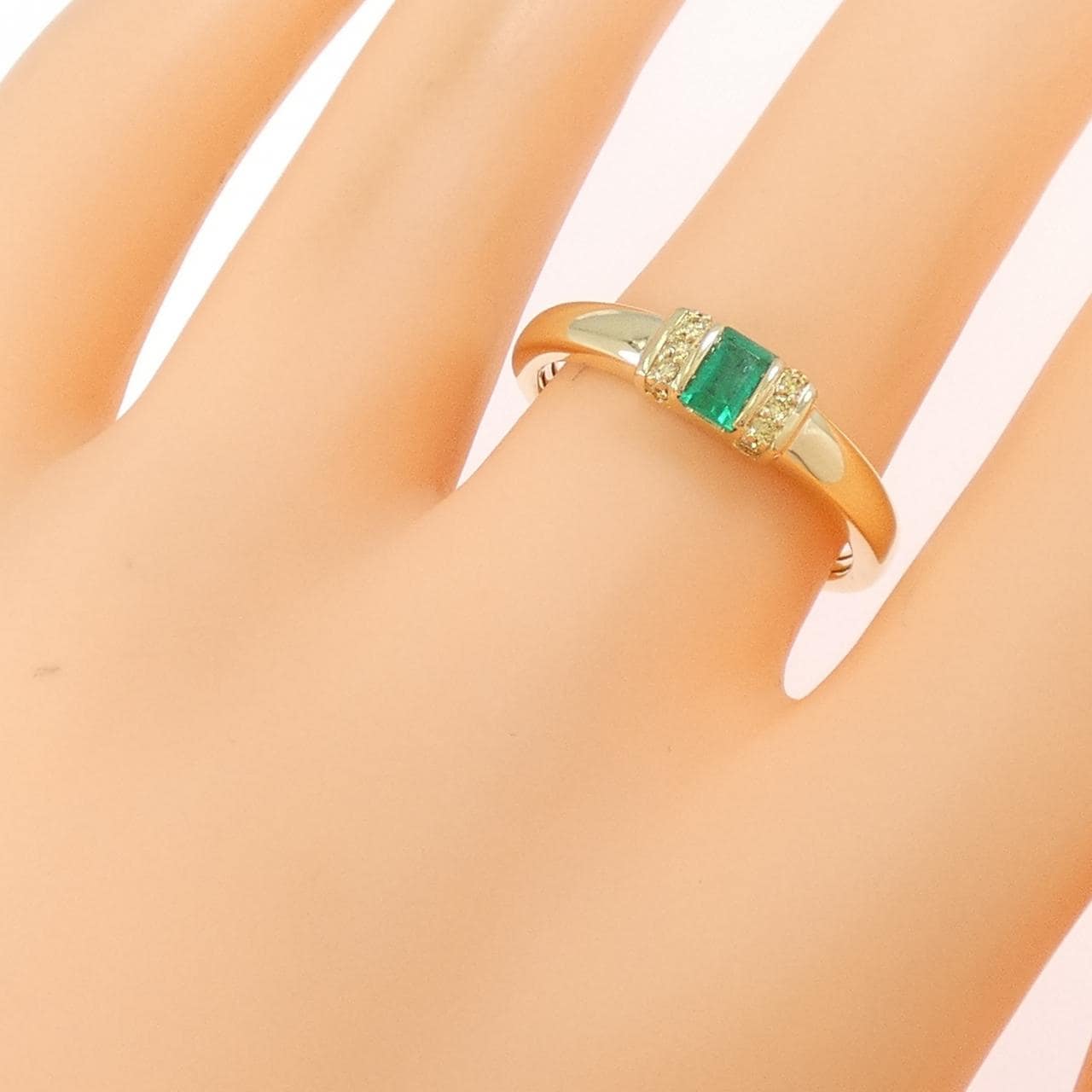 K18YG エメラルド リング 0.15CT