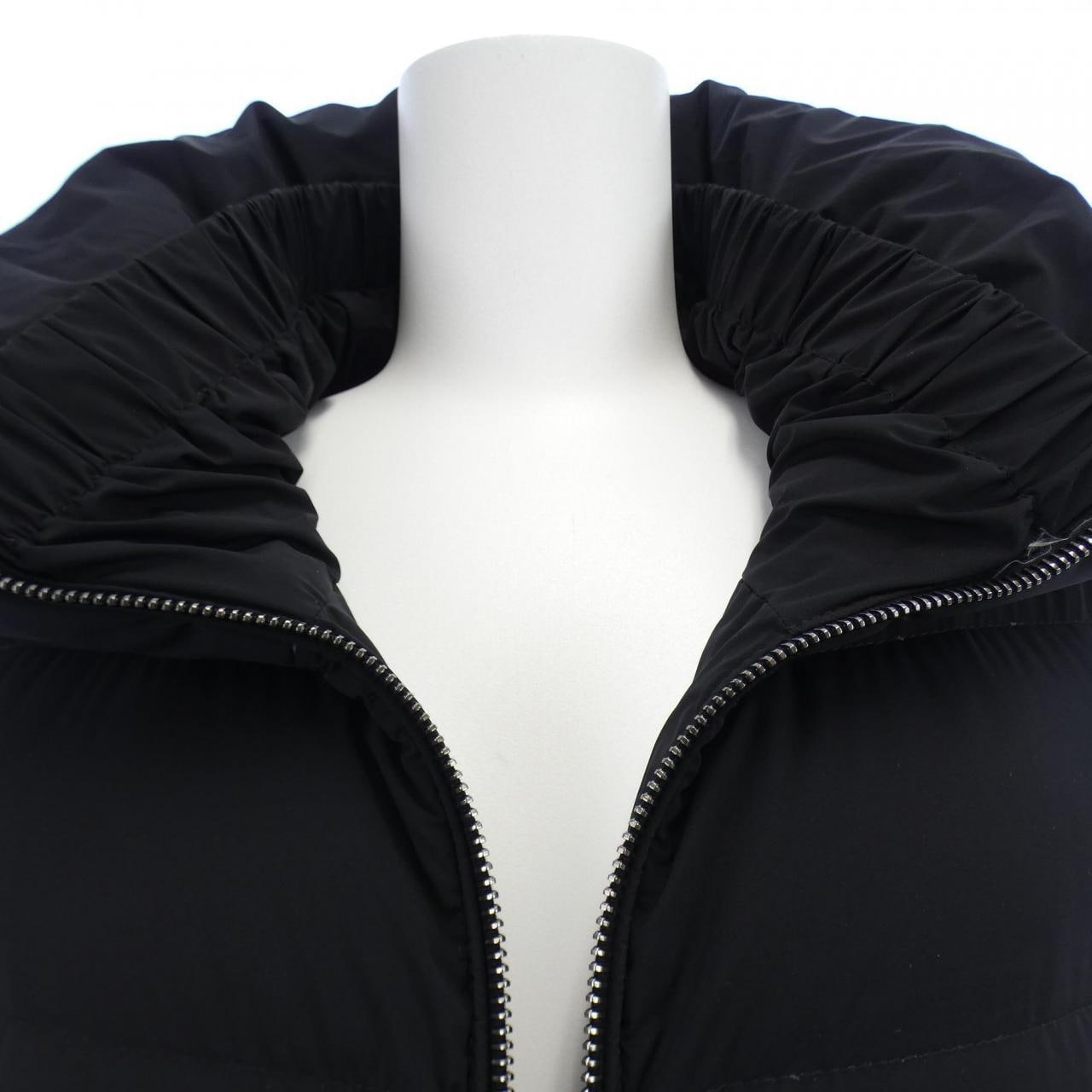 モンクレール MONCLER ダウンコート