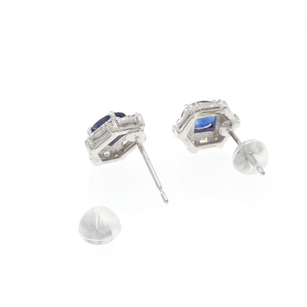 K18WG Sapphire Earrings 1.31CT