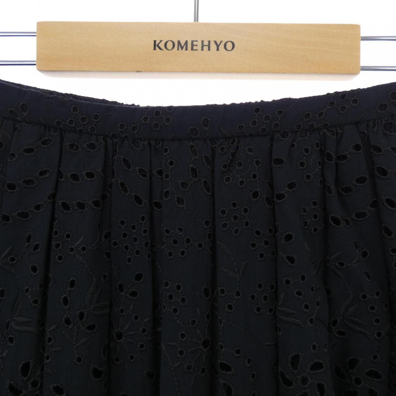 ヌメロヴェントゥーノ N°21 スカート