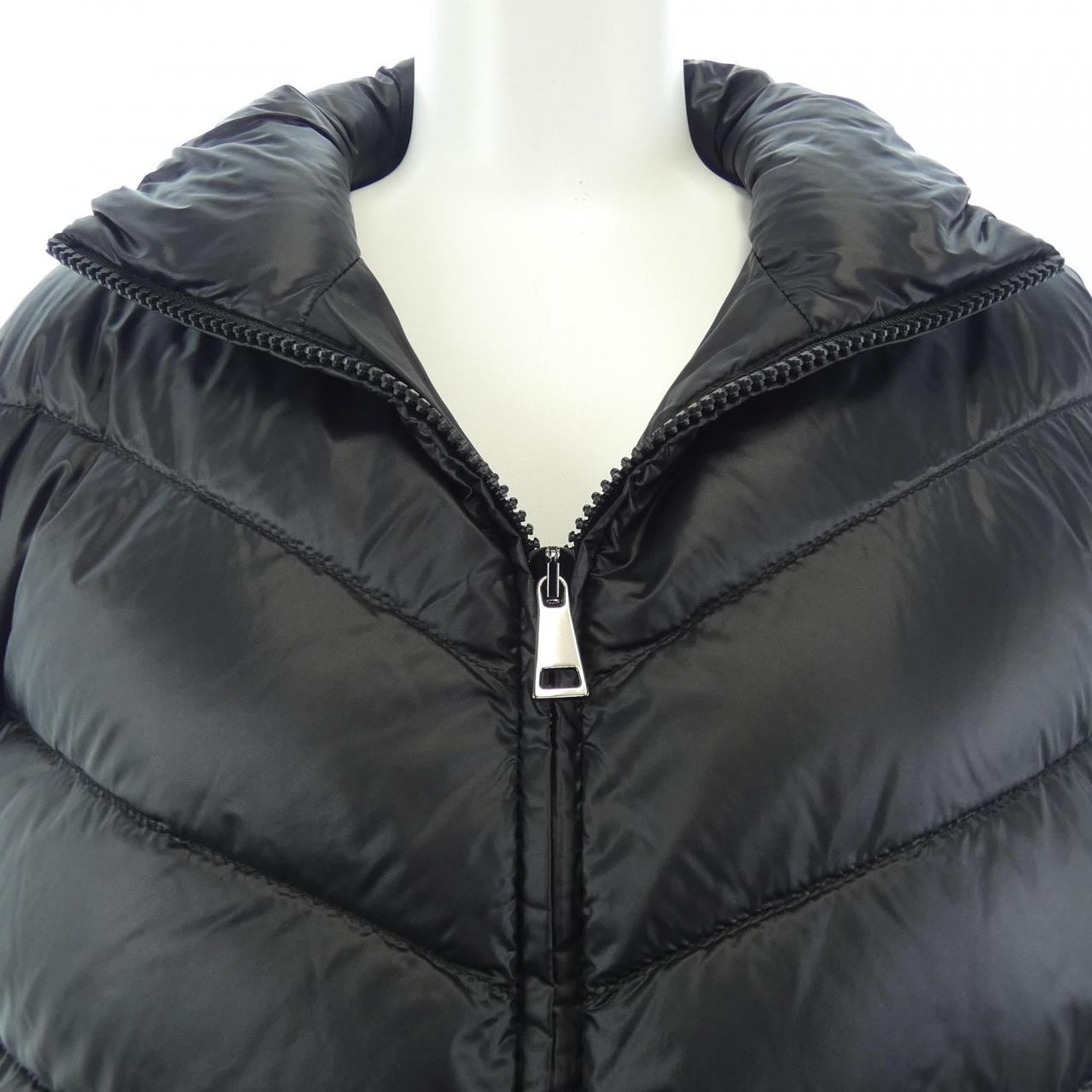 MONCLER MONCLER Down Jacket