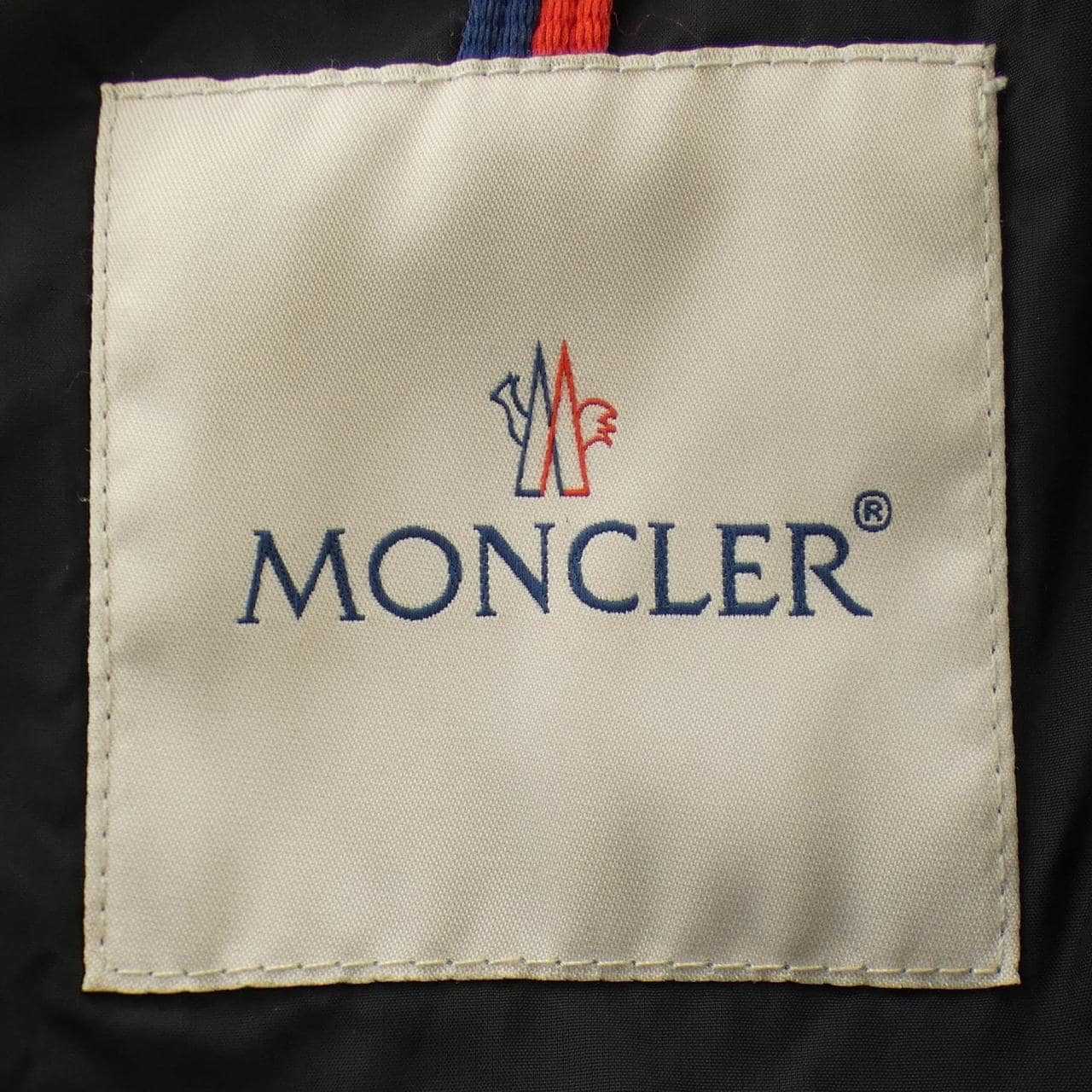 モンクレール MONCLER NESEA ダウンジャケット
