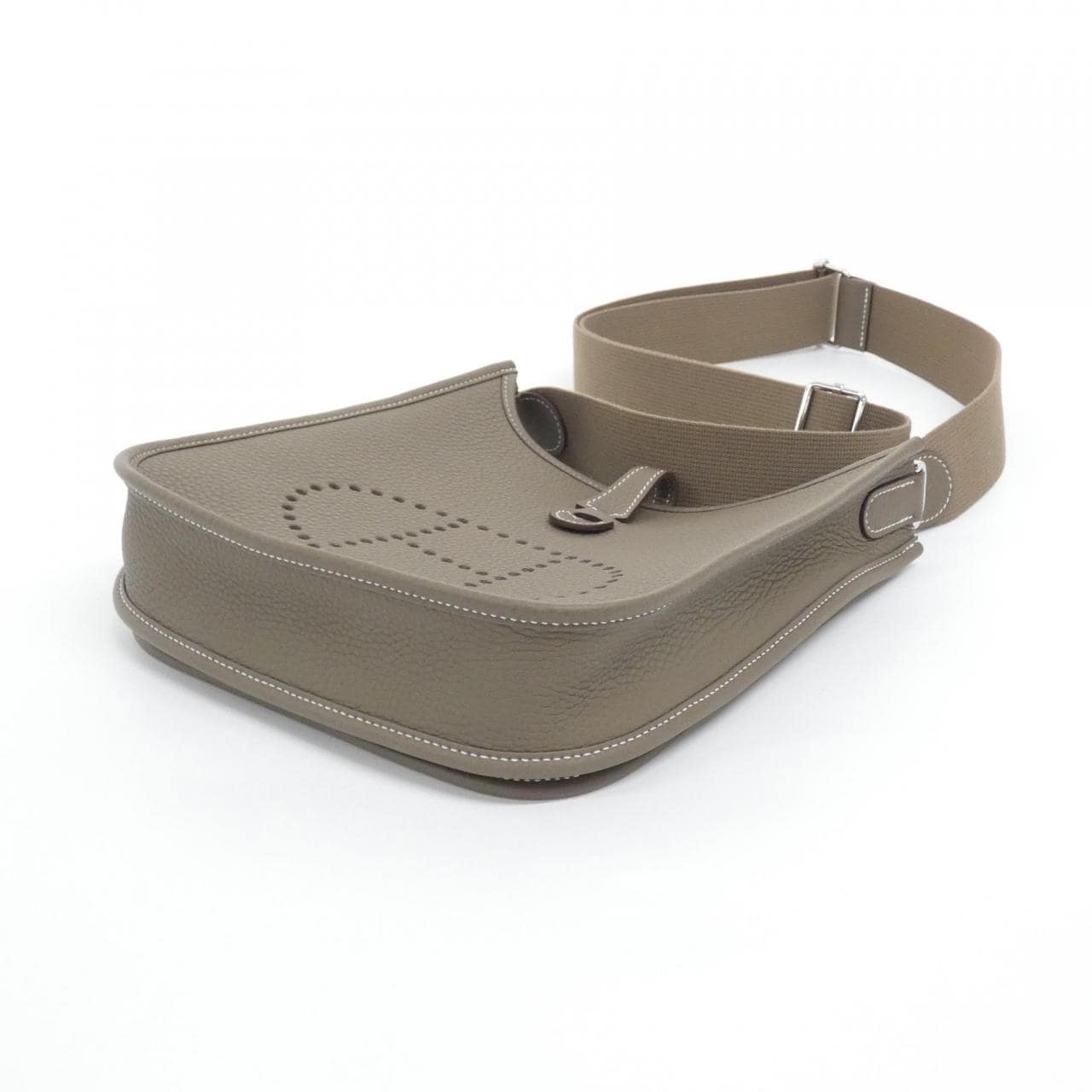 【未使用品】エルメス エヴリン3 23cm 087941CK ショルダーバッグ