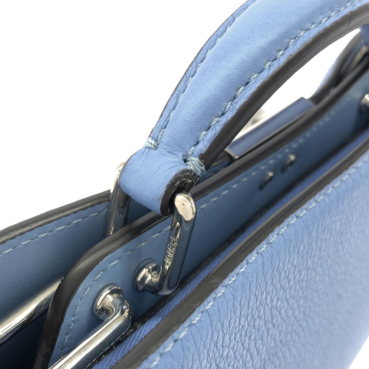 フェンディ ピーカーブー アイ シー ユー エックスクロス 7VA582 AMA3 バッグ