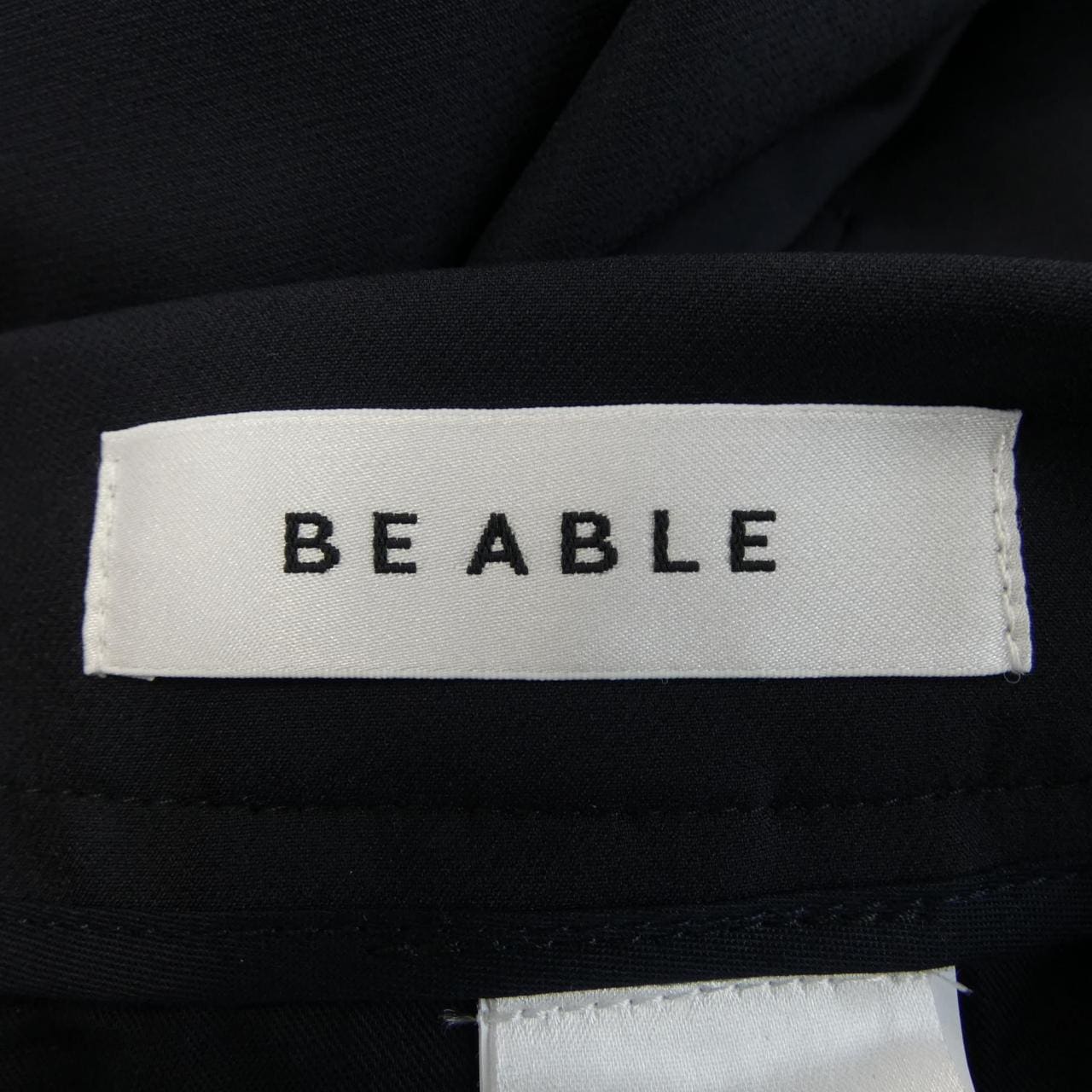 BE ABLE パンツ