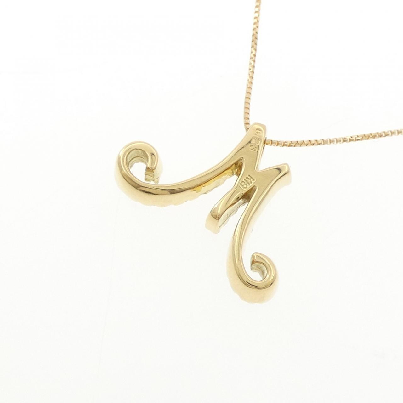 K18YG イニシャルM ダイヤモンド ネックレス 0.23CT