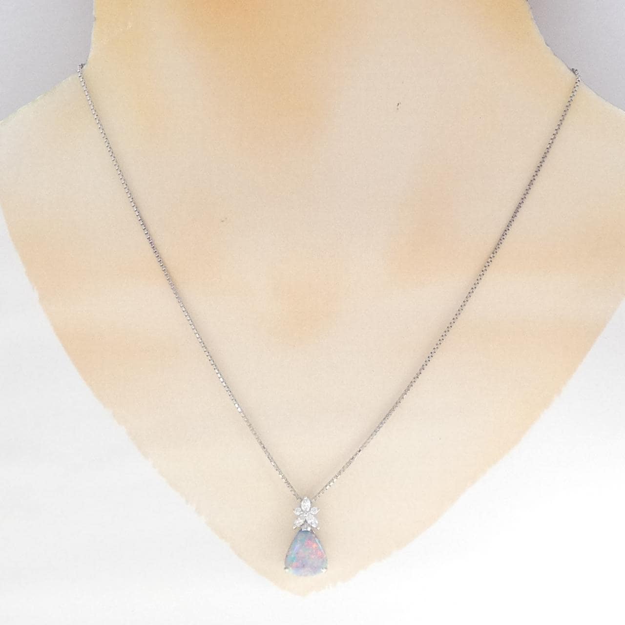 PT900/PT850 ブラックオパール ネックレス 2.14CT