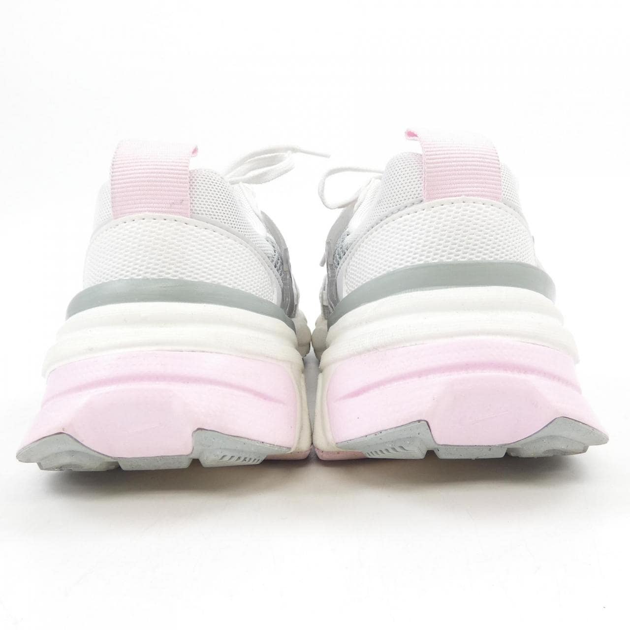 ナイキ NIKE HQ4046-001 スニーカー