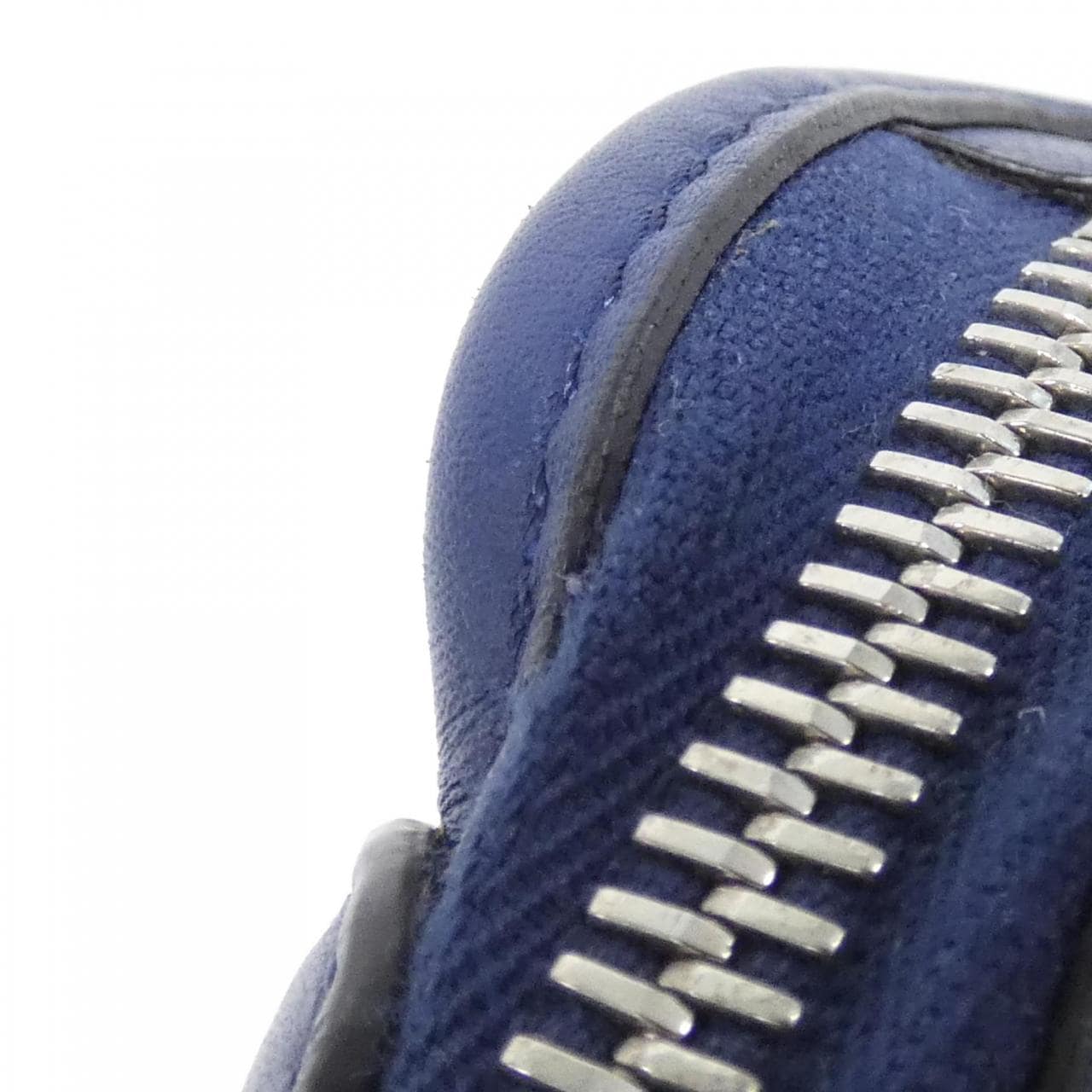 フェンディ バイ ザ ウェイ ミニ 8BL135 1D5 バッグ