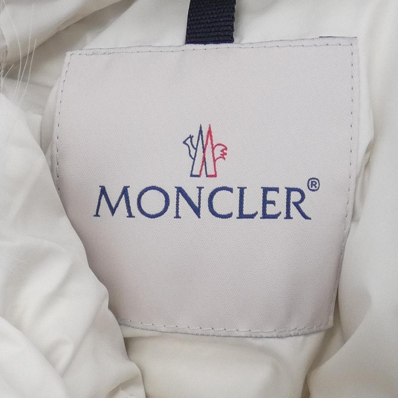 モンクレール MONCLER ダウンジャケット