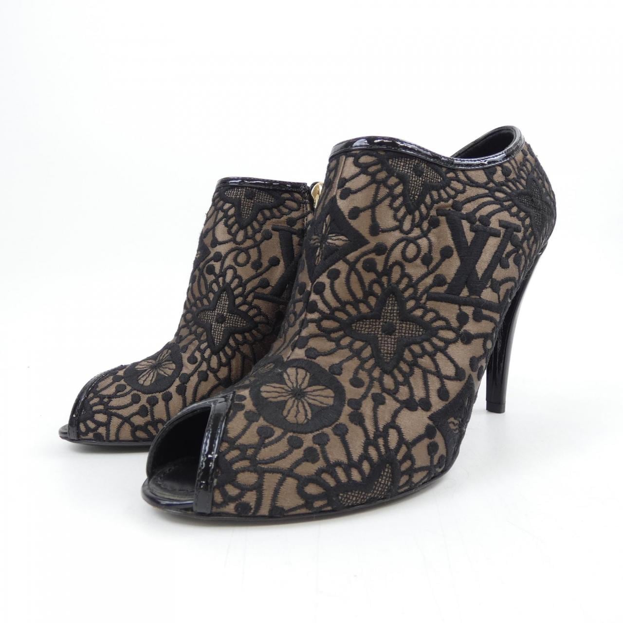 ルイヴィトン LOUIS VUITTON MA1110 ブーツ