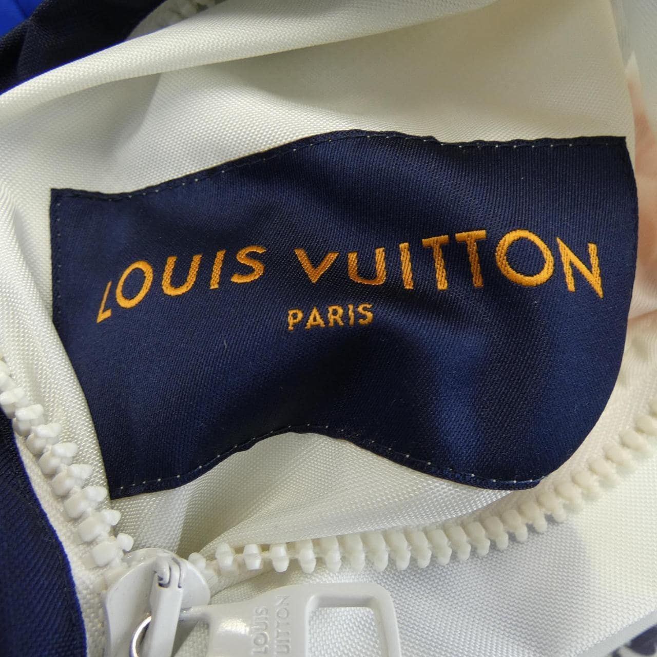 LOUIS VUITTON HHK07WOSK 夾克