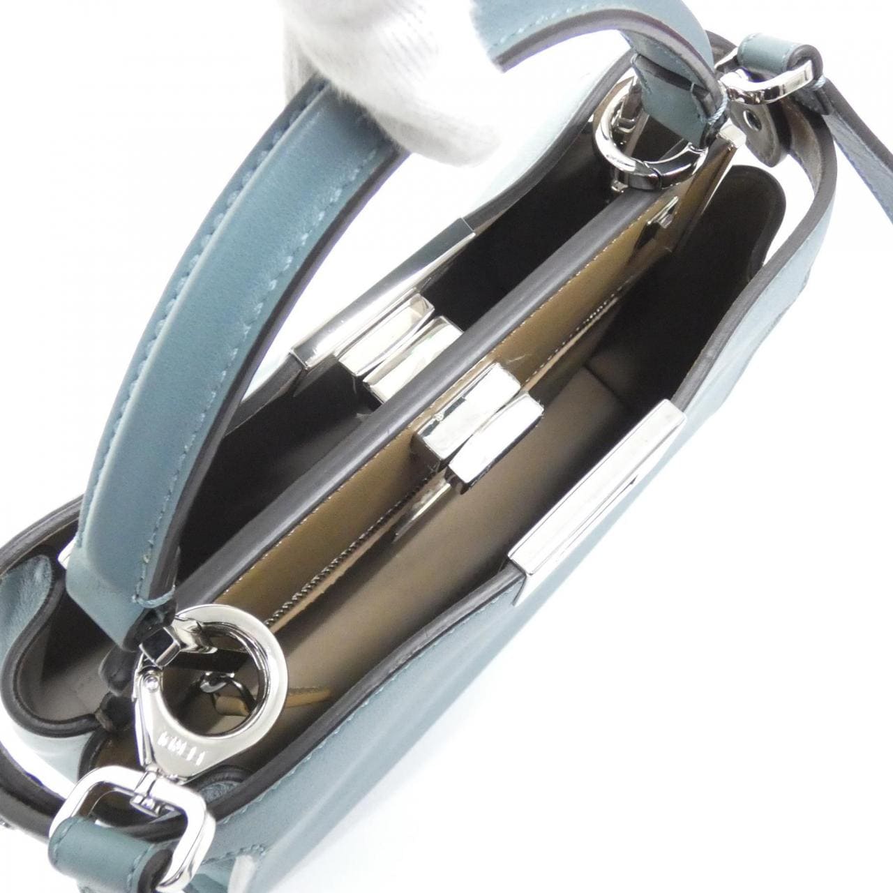 フェンディ ピーカブー エッセンシャリー 8BN302 9FJ ハンドバッグ