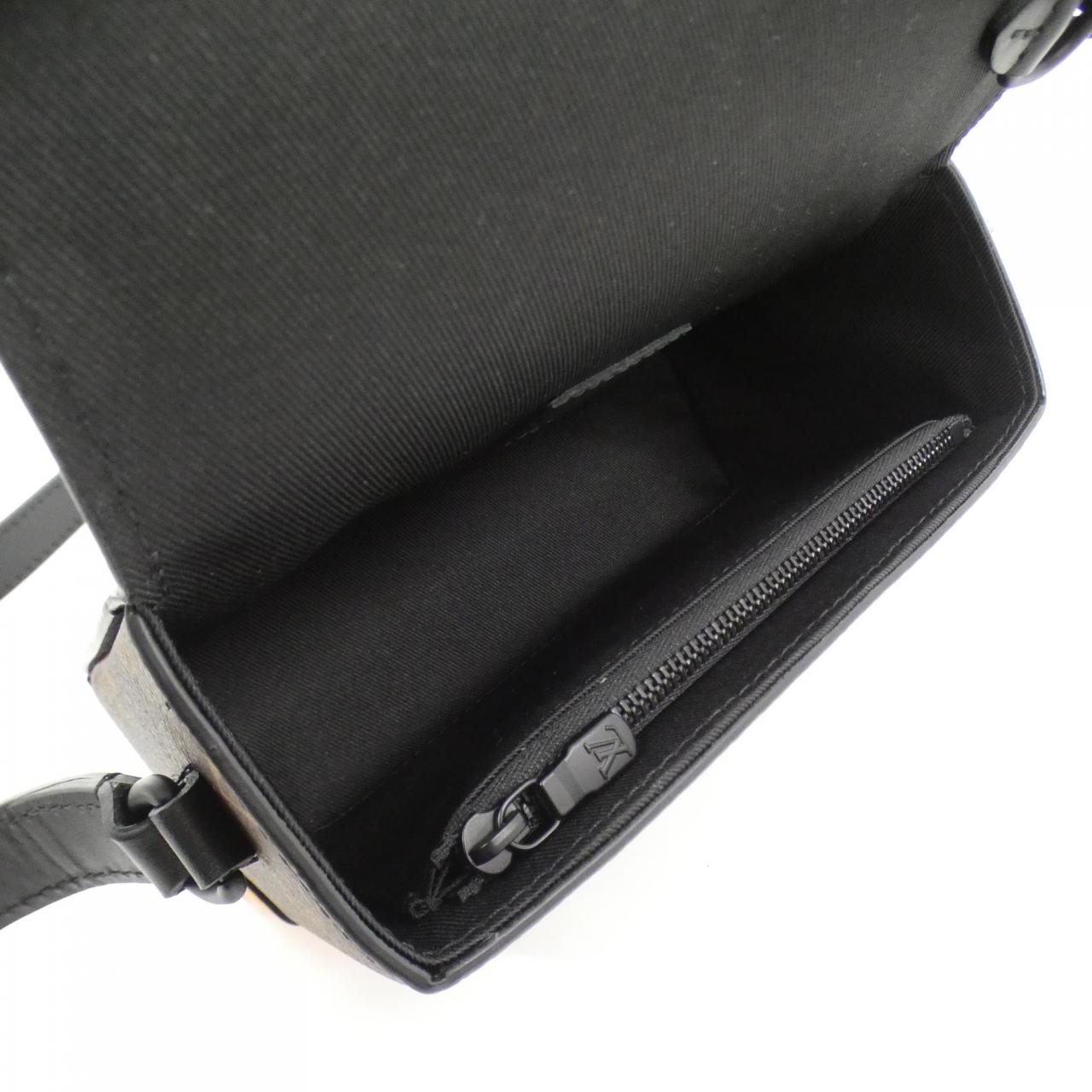 ルイヴィトン モノグラム マカサー スティーマー ウェアラブル ウォレット M82534 ショルダーバッグ