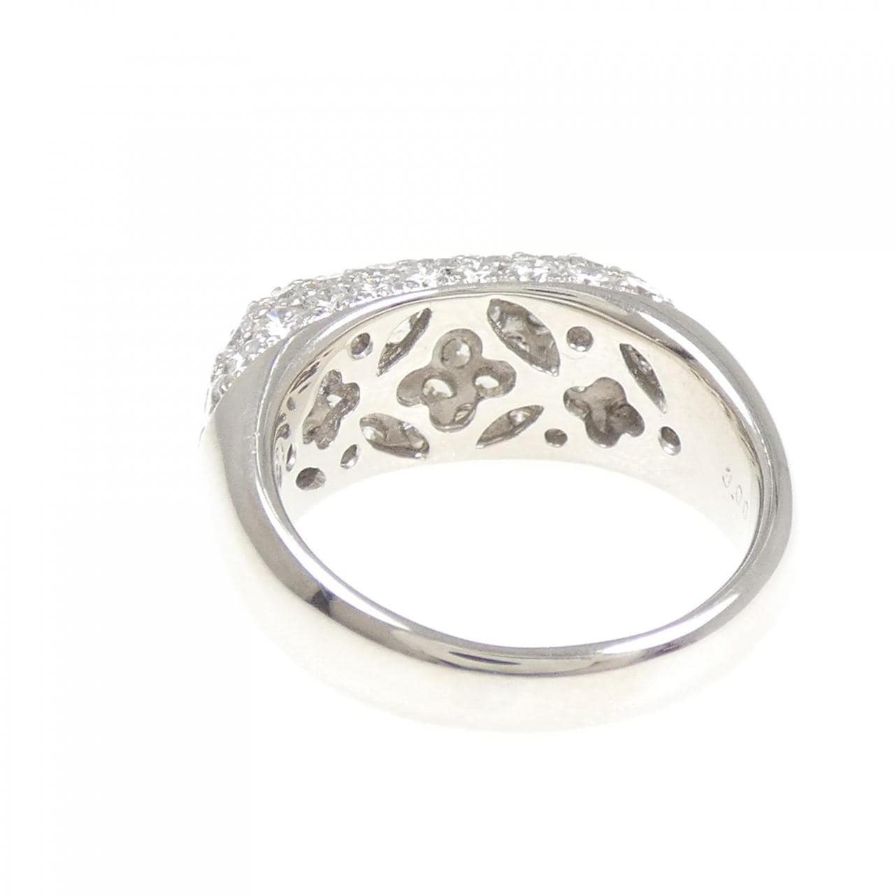 PT900 パヴェ ダイヤモンド リング 3.00CT