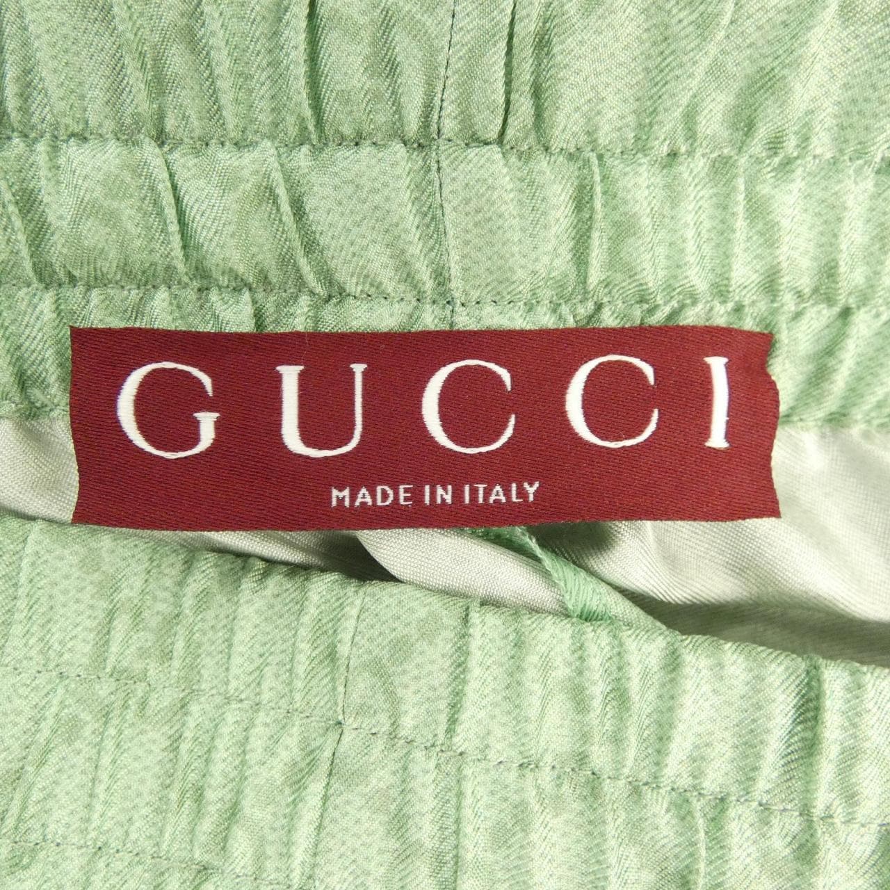 グッチ GUCCI 864050 ZAUTT ショートパンツ