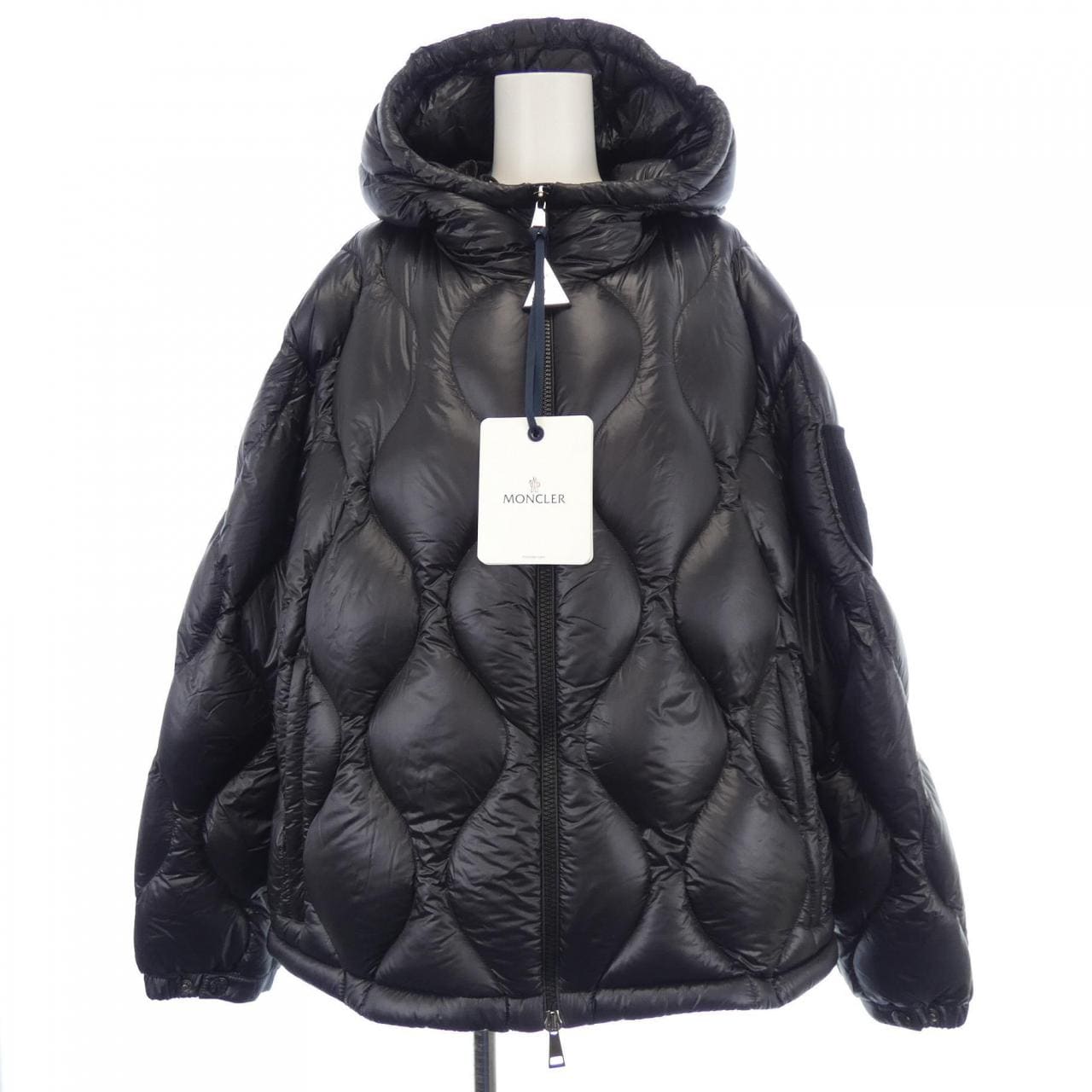 モンクレール MONCLER ダウンジャケット