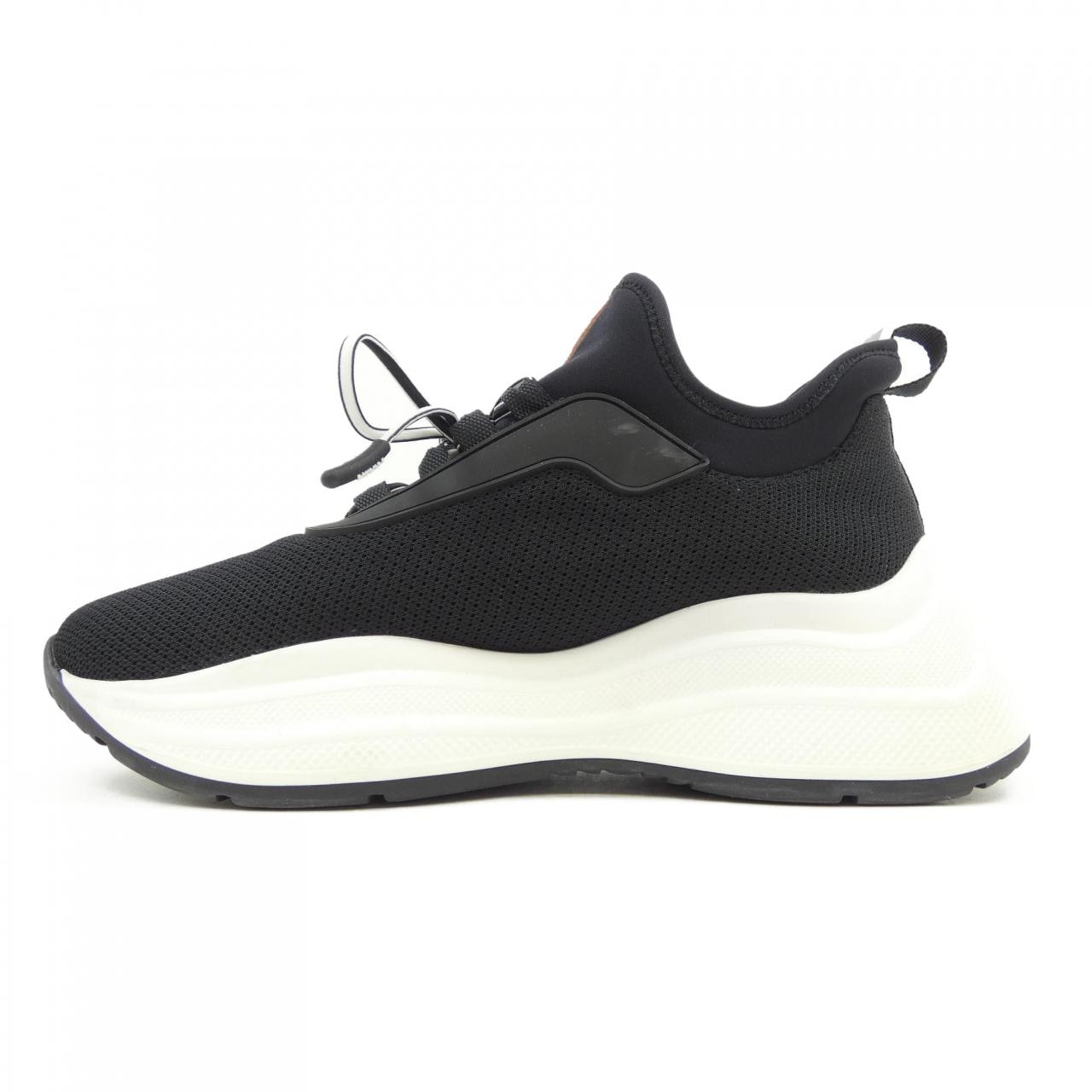 プラダ PRADA スニーカー