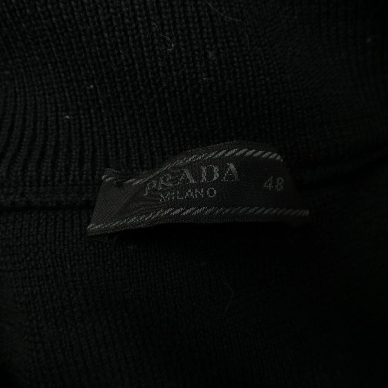 プラダ PRADA トライアングルロゴ UMG116 R212 U98 ジャケット