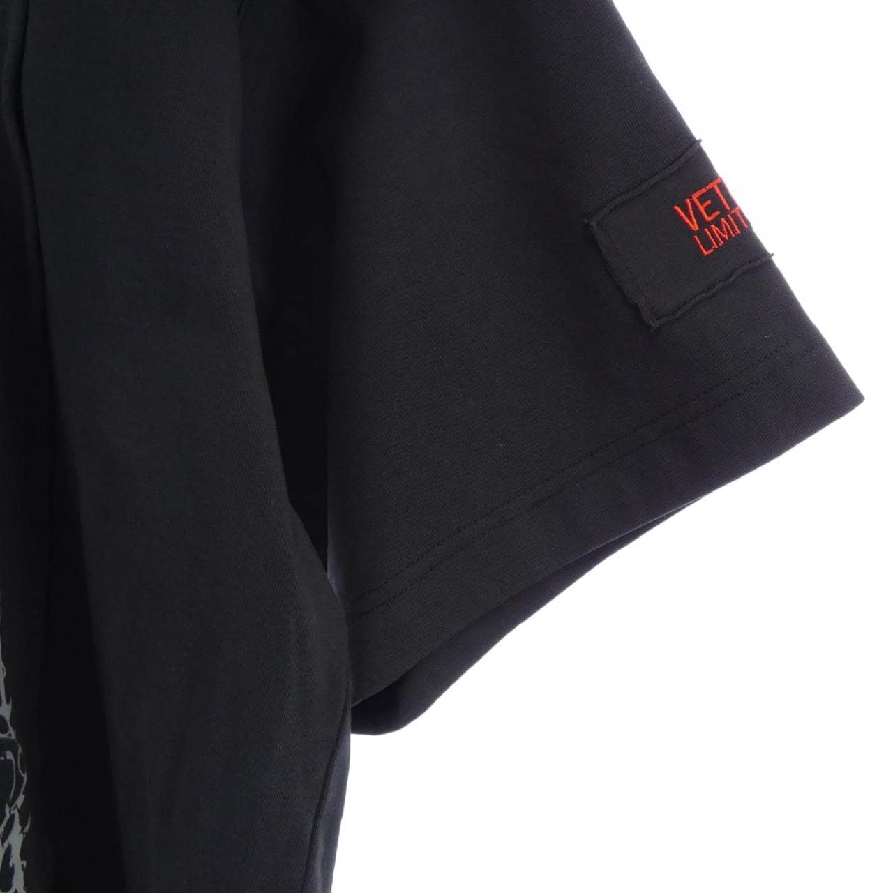 ヴェトモン VETEMENTS UA52TR680X UNISEX Tシャツ