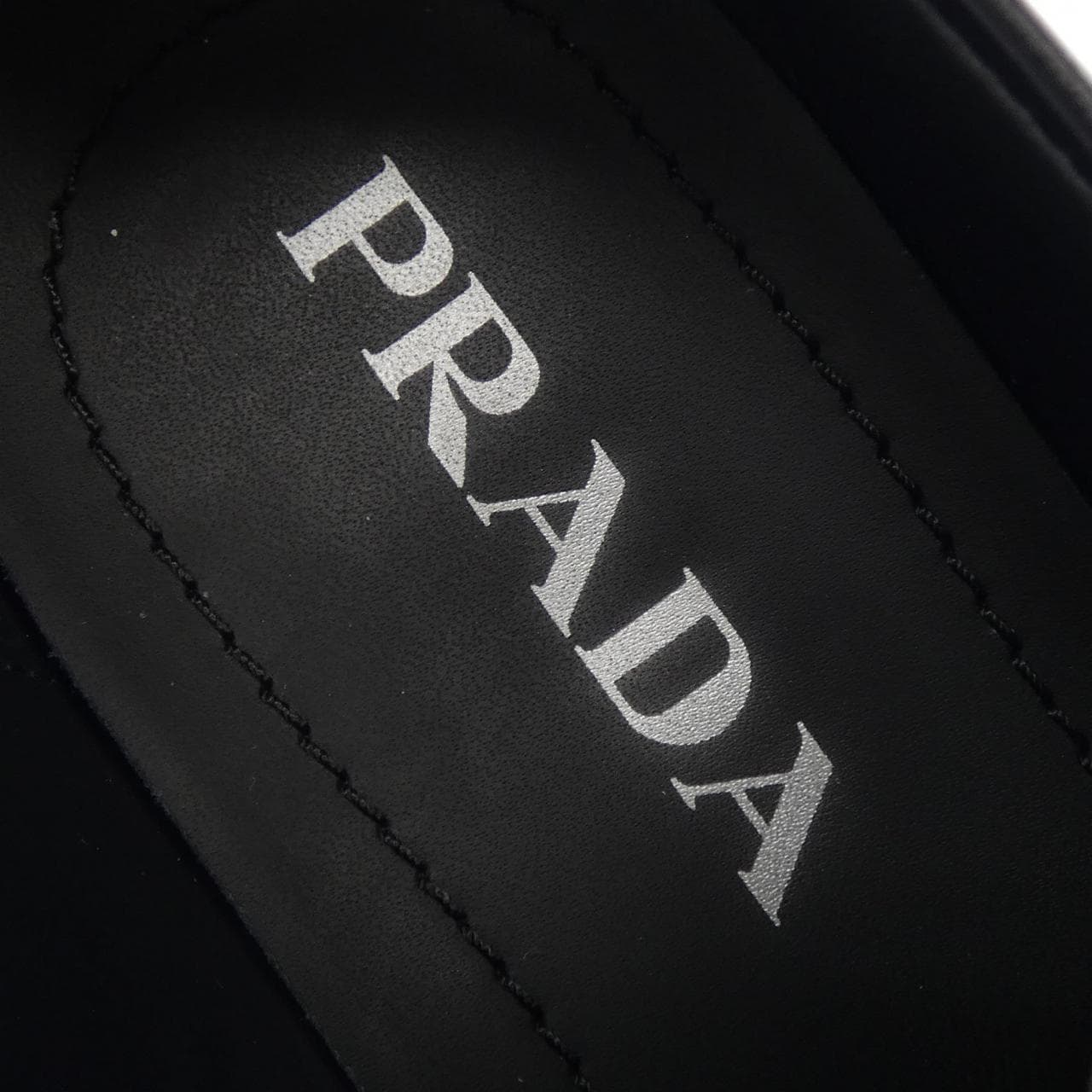 プラダ PRADA モノリス ローファー トライアングルロゴ 1D649M シューズ