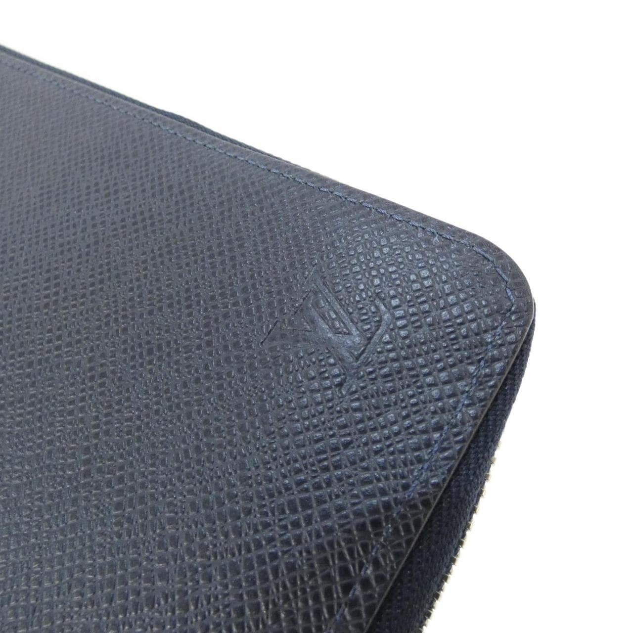 ルイヴィトン タイガ ジッピー ウォレット ヴェルティカル M30510 財布