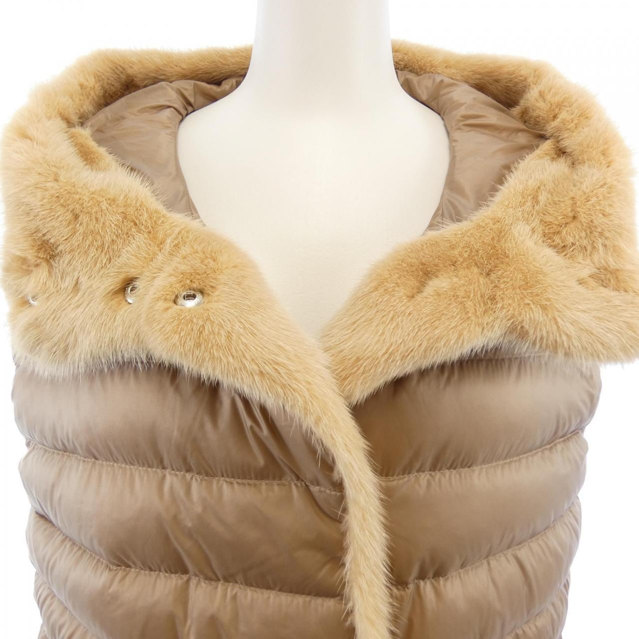 モンクレール MONCLER BEURRE ダウンベスト