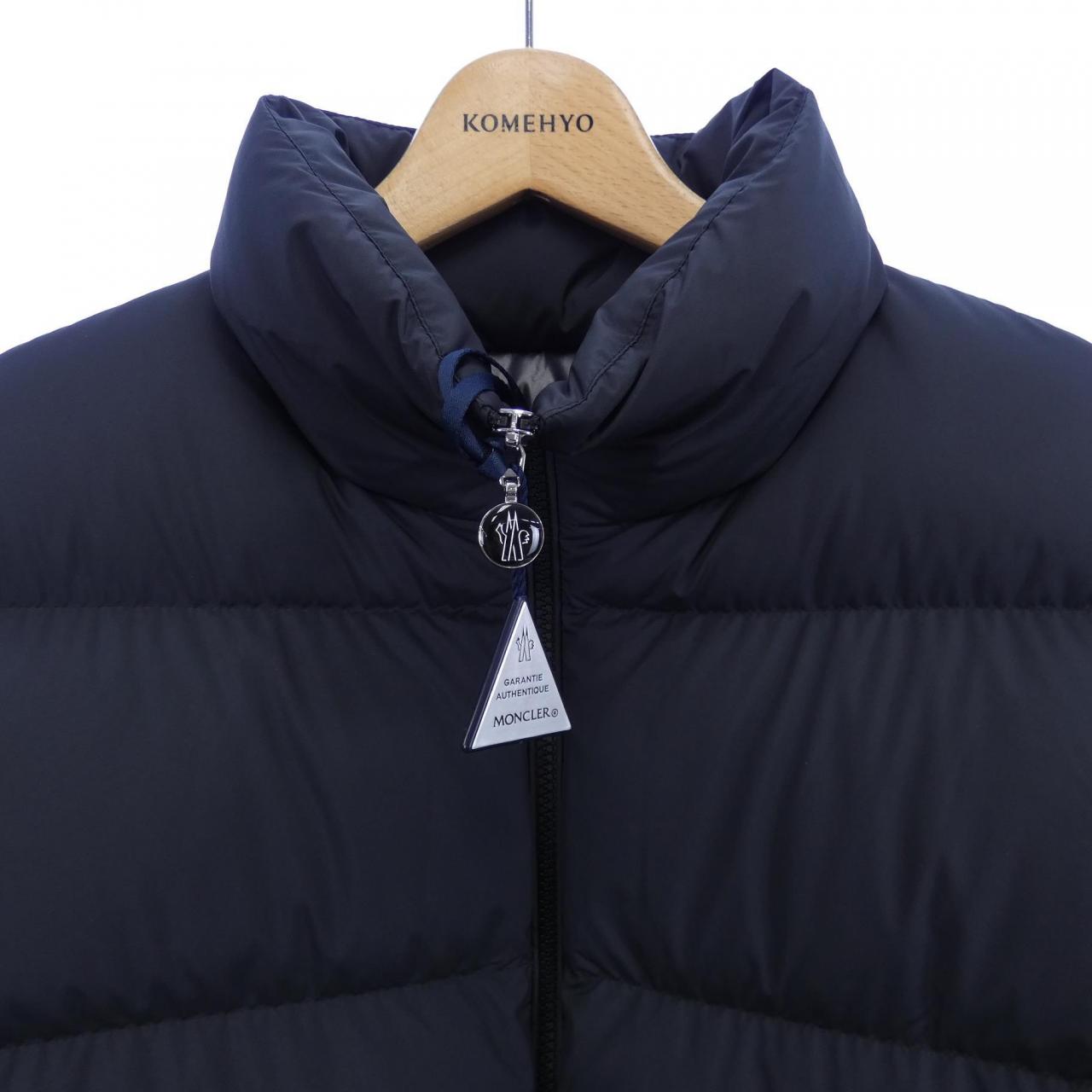 【新品】モンクレール MONCLER ダウンジャケット