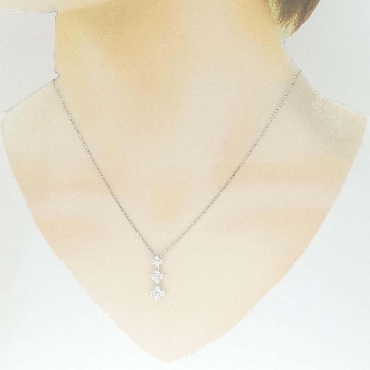 K18WG フラワー ダイヤモンド ネックレス 0.50CT