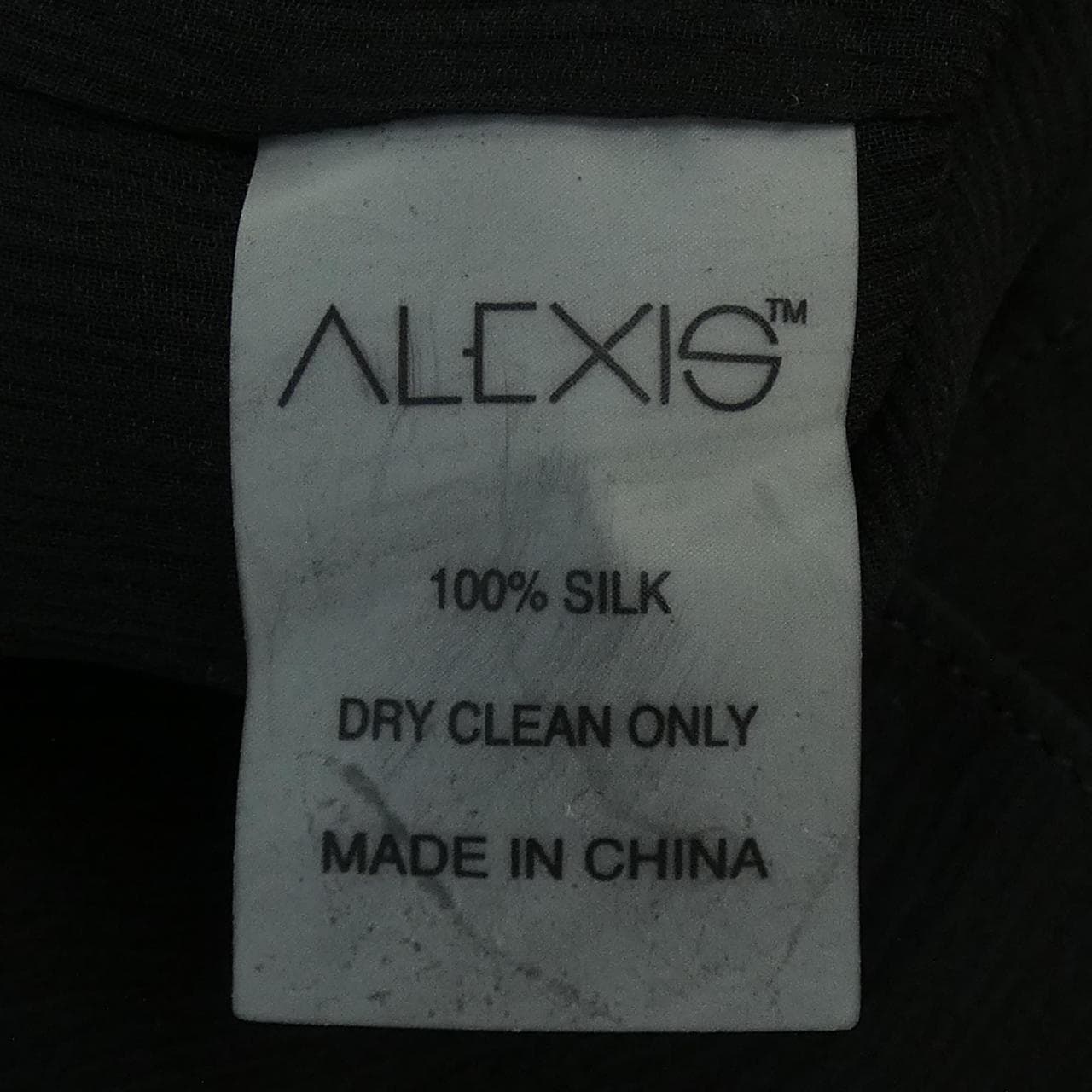 ALEXIE上衣