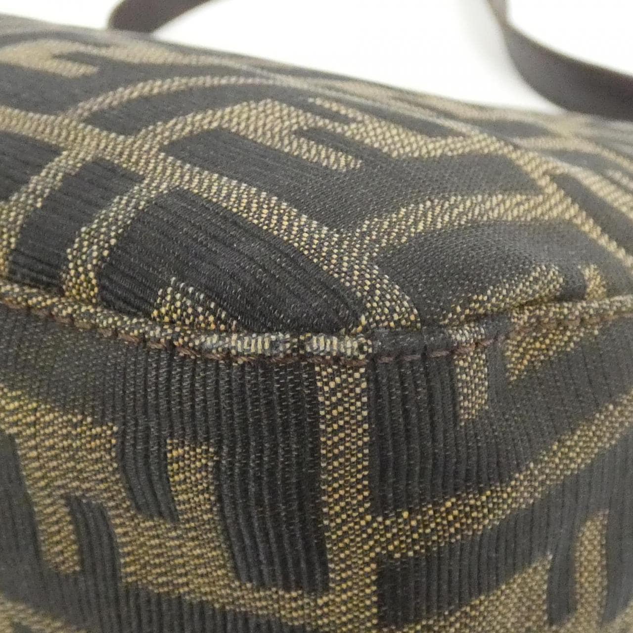 【ヴィンテージ】フェンディ 26426 ショルダーバッグ