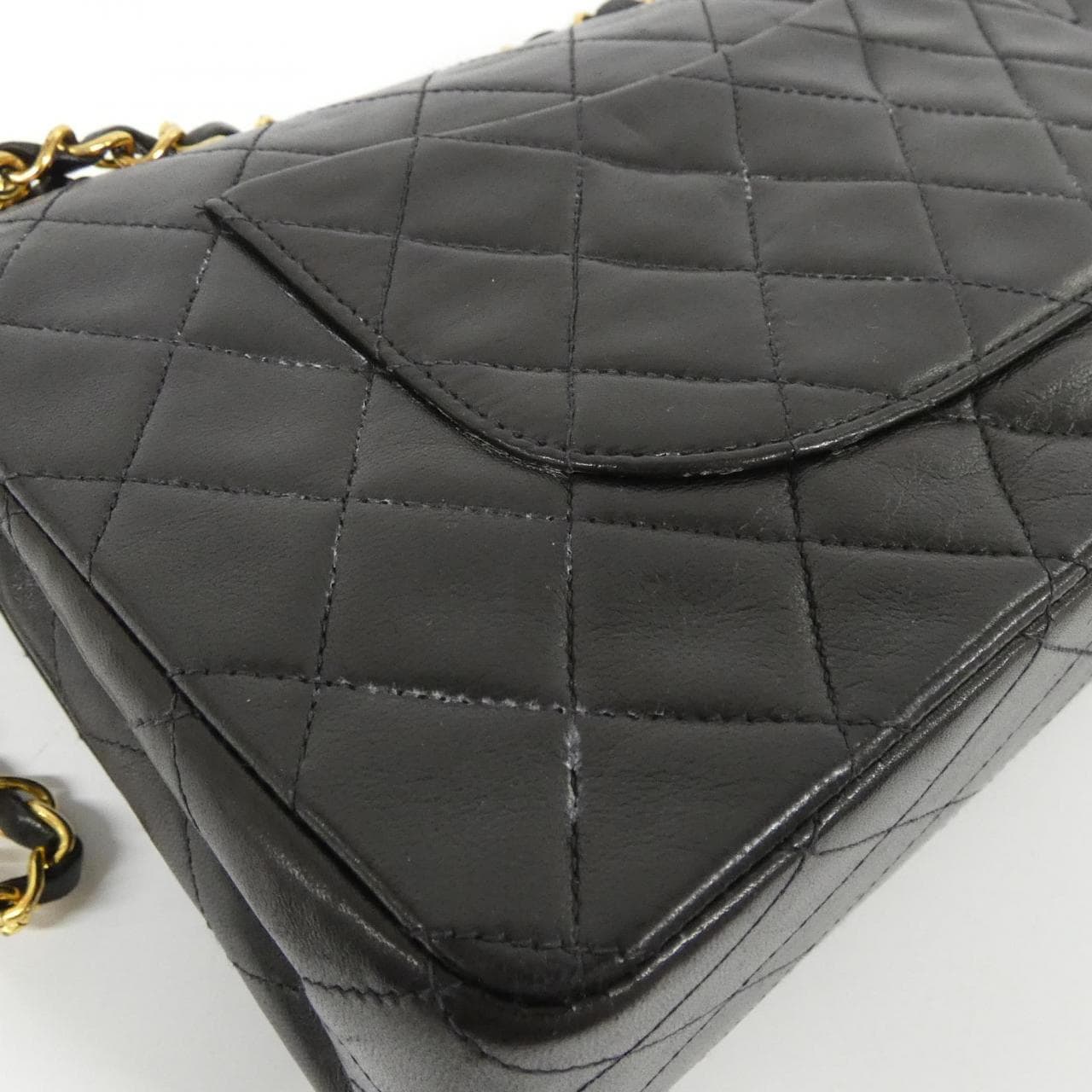 【ヴィンテージ】シャネル 1112 ショルダーバッグ