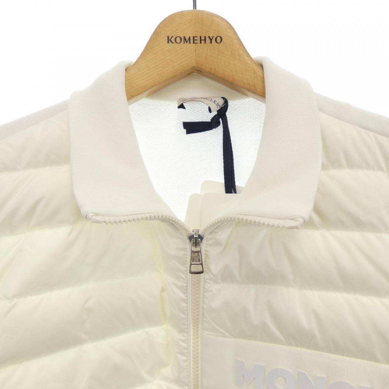 モンクレール MONCLER ダウンジャケット